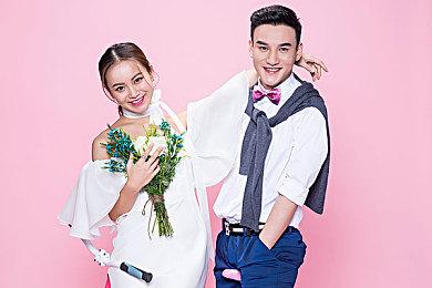 《蓝精灵2：绿石之囚》11＆2推出 新预告片公布